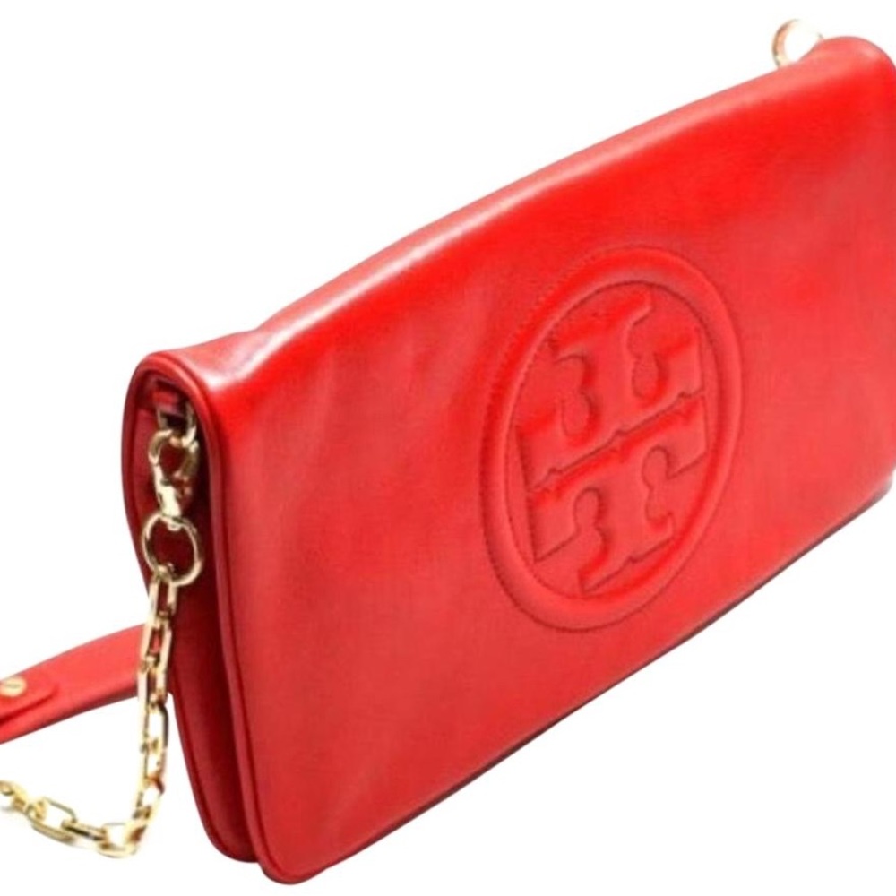 BARELY USED TORY BURCH BOMBE REVA CLUTCH RED